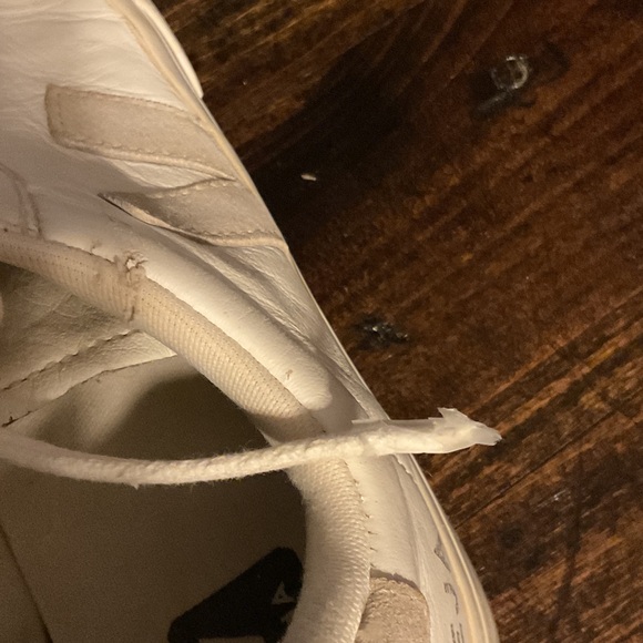 Veja Campo White Women's Sneakers - Picture 8 of 8